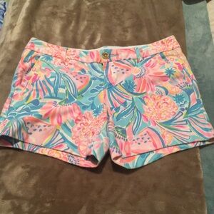 Lilly Pulitzer knit shorts in EXCELLENT CONDITION